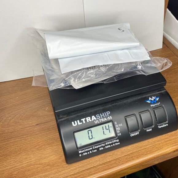 Vintage Bucilla Melody Mohair Acrylic Blend Yarn Gray Italy 1oz DISCONTINUED - Picture 5 of 5